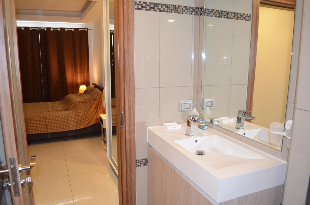 Laguna Beach Resort 2 Джомтиен Бийч Екстериор снимка